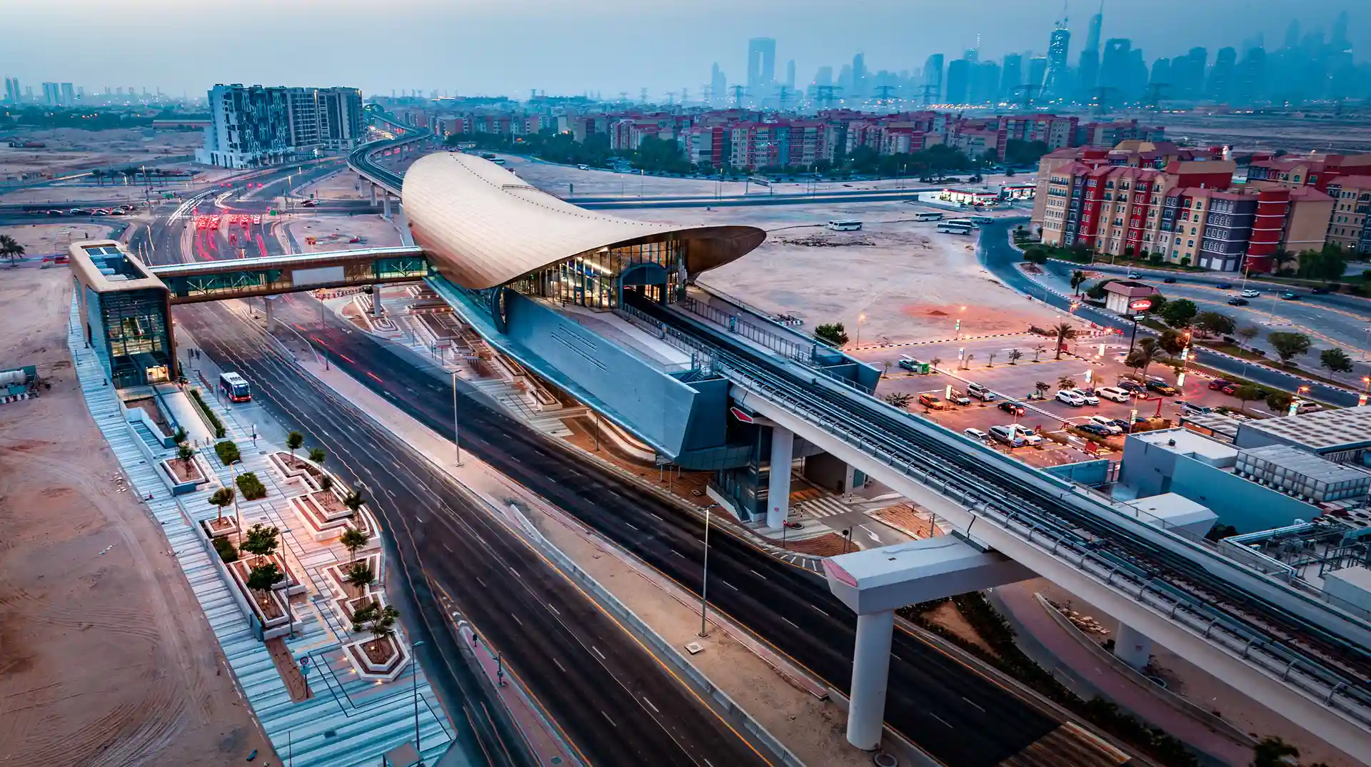 Discovery Gardens Metro Station